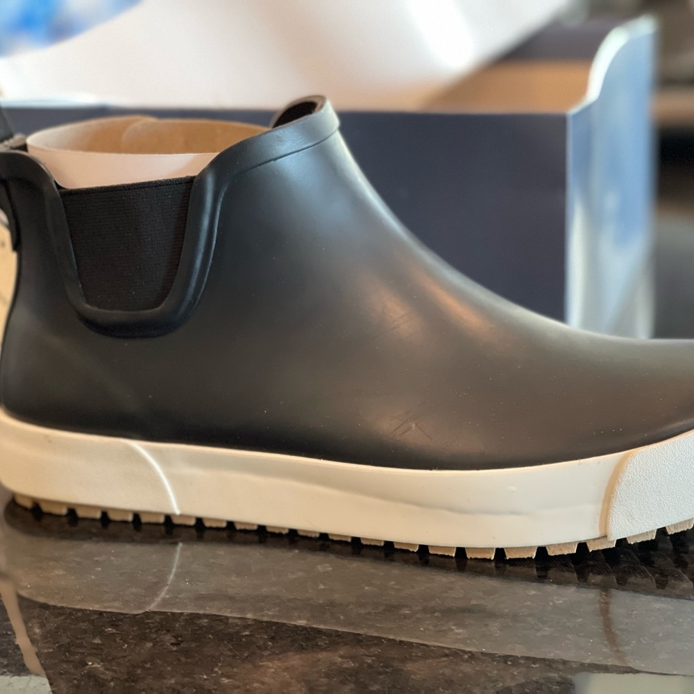 Brand new Black rubber boots